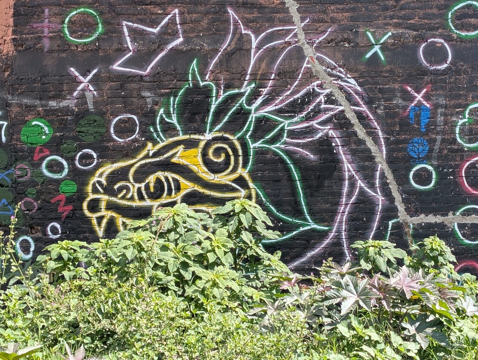 Line-art feathered serpent