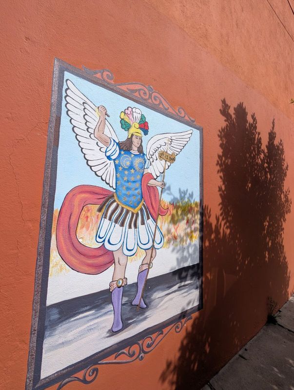 Arcángel alado