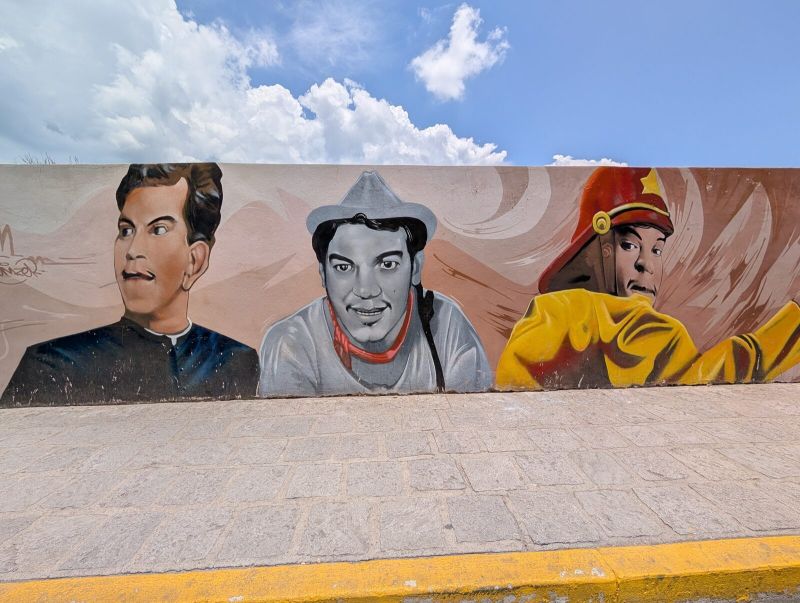 Tres Cantinflas