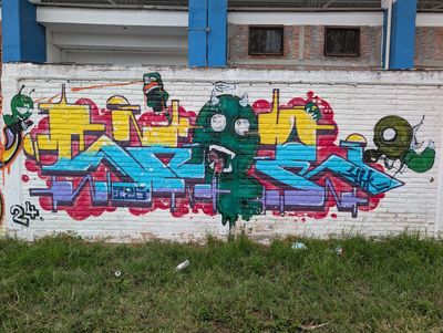 Monsters in a wildstyle burner