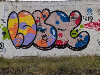 Polka-dot bubble letters