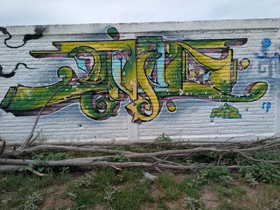 Letras verdes ornamentadas