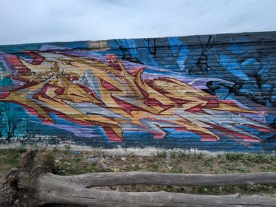 Gold and red wildstyle